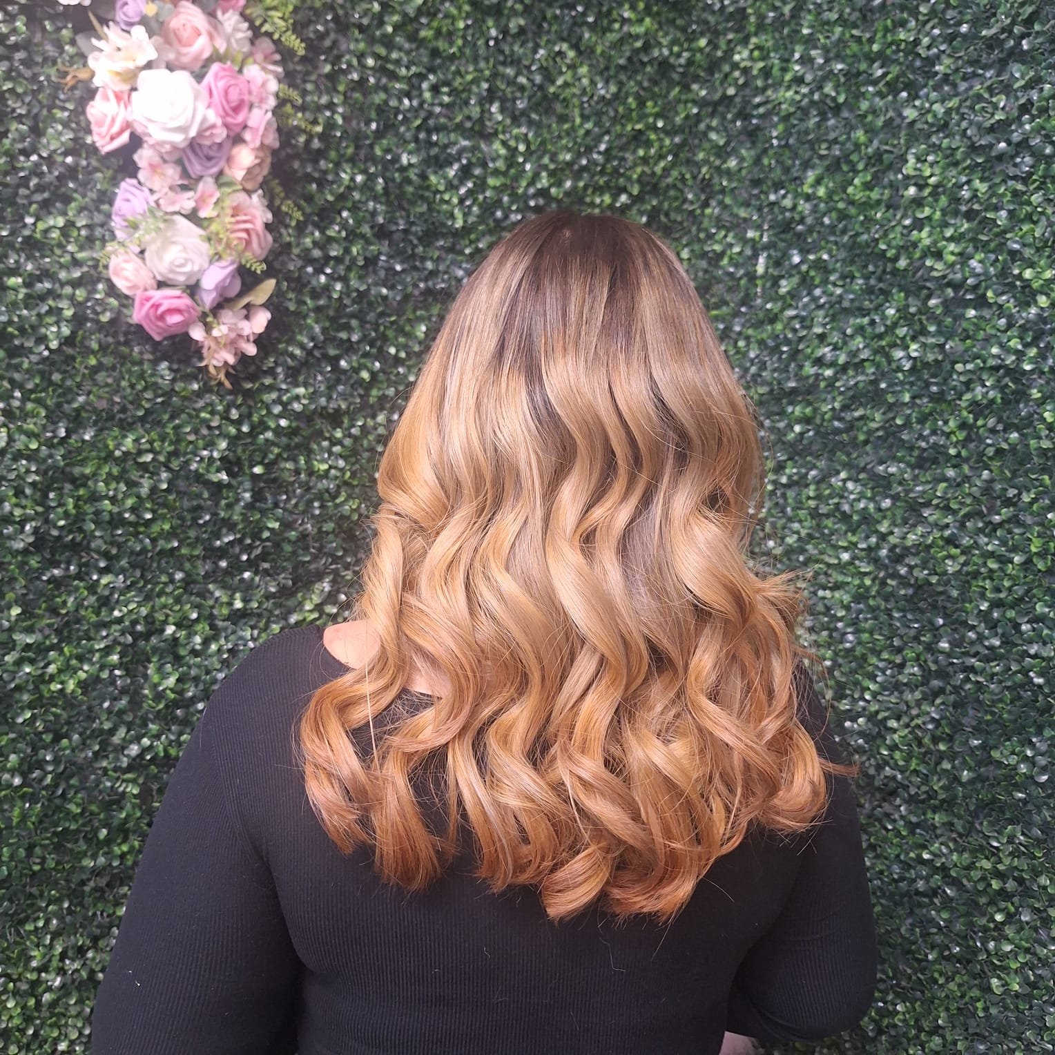 Mechas doradas — H Beauty Salon